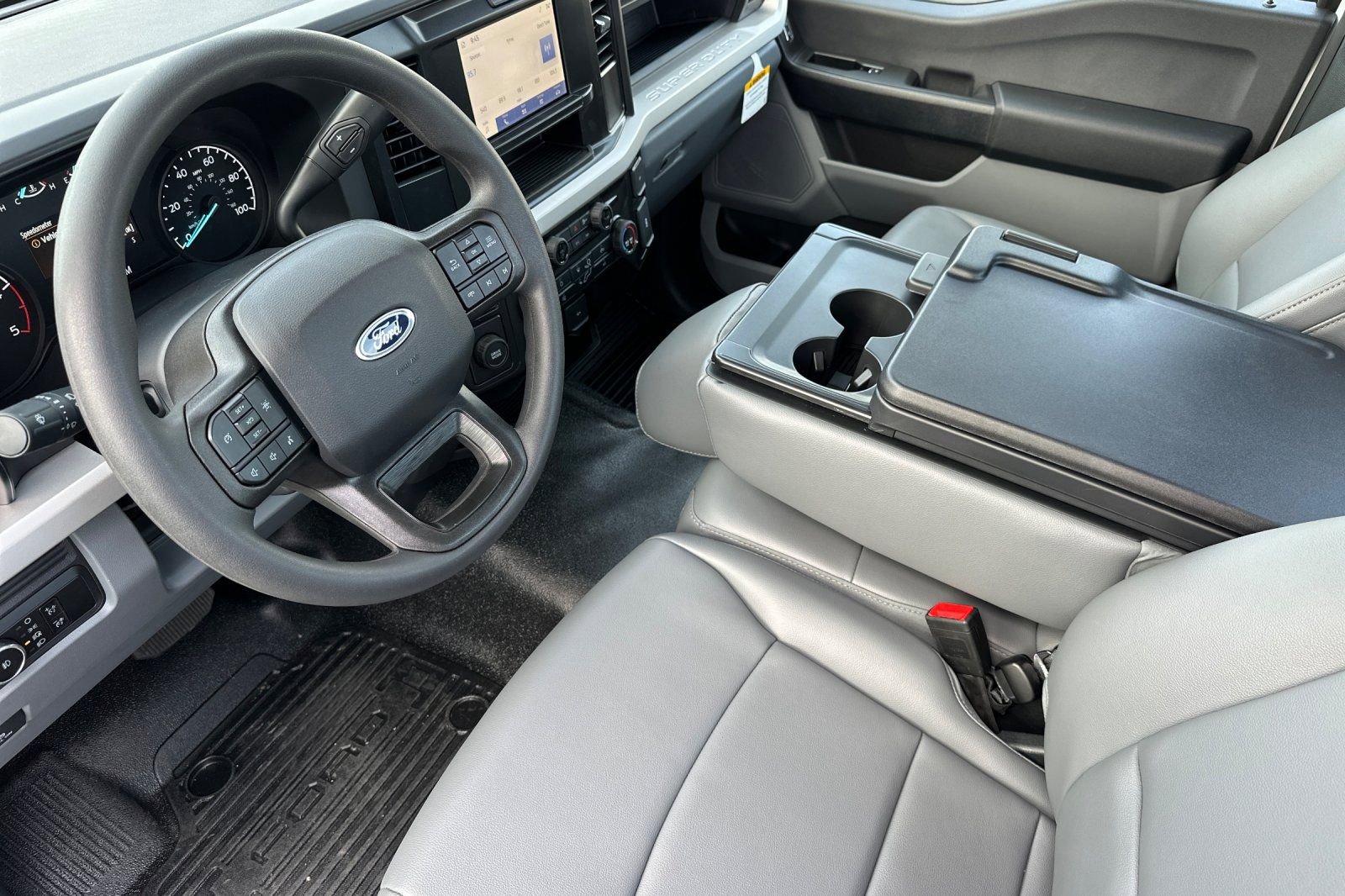New 2025 Ford F550 2WD Regular Cab Super Duty image 10