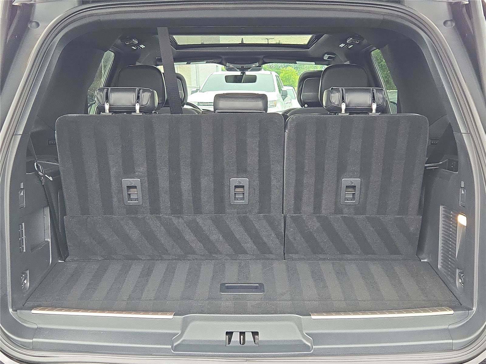 Used 2024 Lincoln Navigator Premiere AWD/4WD image 13