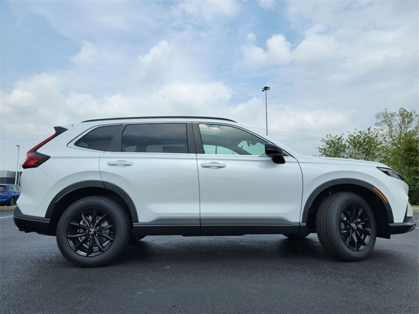 Used 2024 Honda CR-V Sport image 3