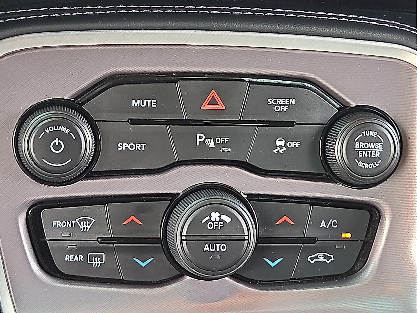 Used 2022 Dodge Challenger GT RWD image 18