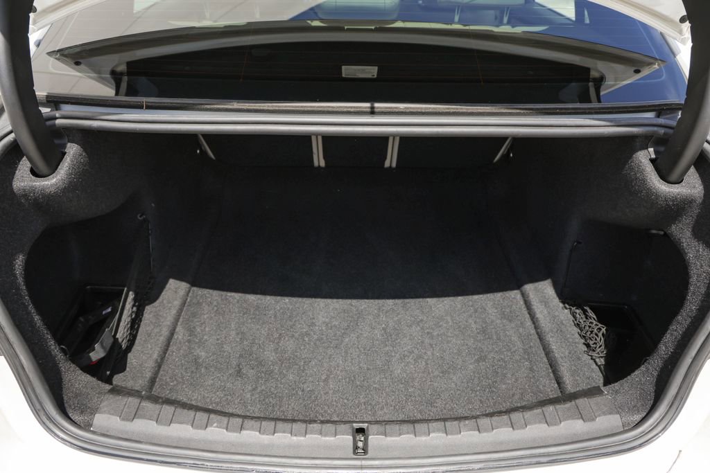 Used 2019 BMW 330i Sedan RWD image 25