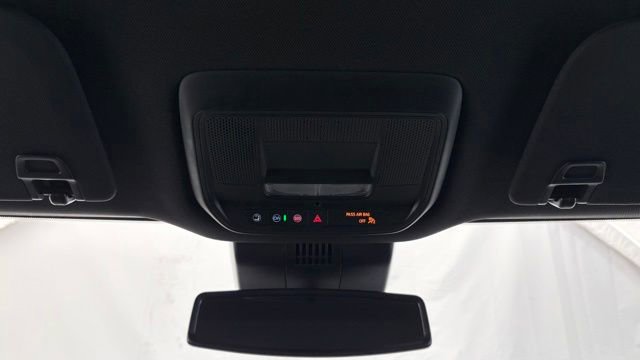 Used 2025 Chevrolet Silverado EV LT AWD/4WD image 40