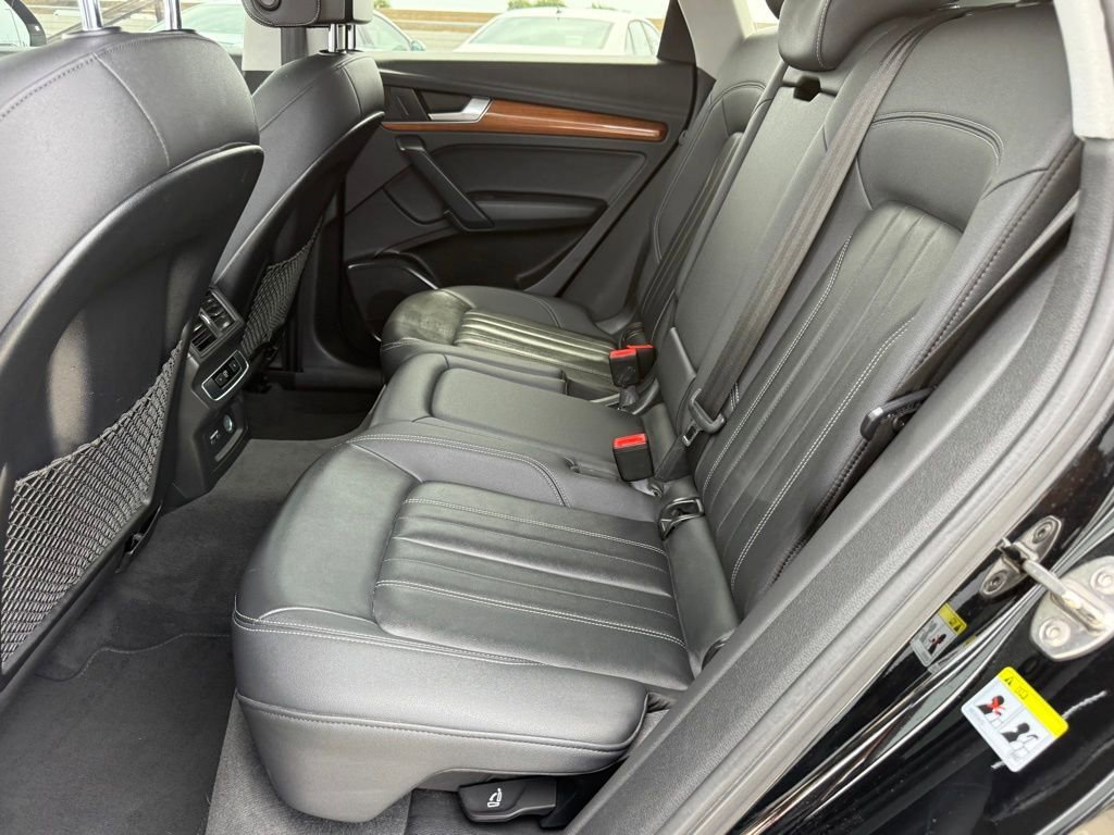 Used 2021 Audi Q5 2.0T Premium image 31