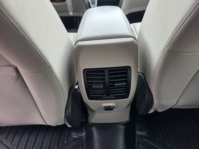 Certified 2018 Ford Escape SE AWD/4WD image 16