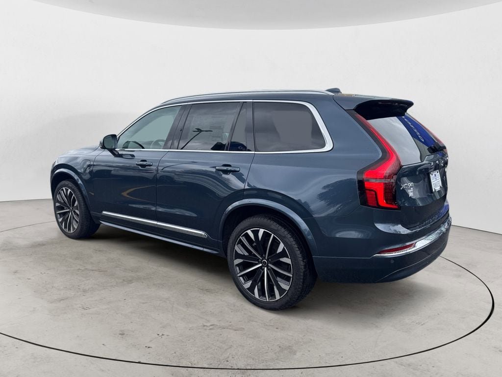 New 2025 Volvo XC90 T8 Core AWD/4WD image 3