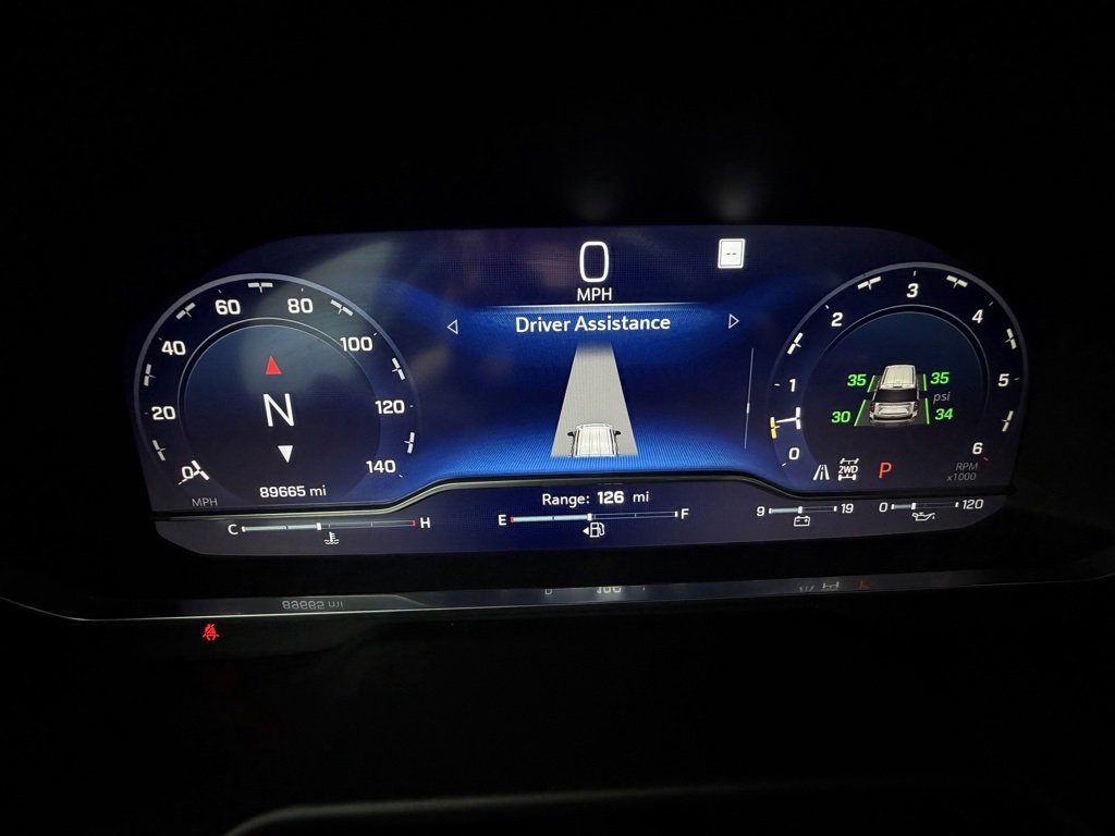 Used 2022 Chevrolet Tahoe Z71 w/ Luxury Package image 26