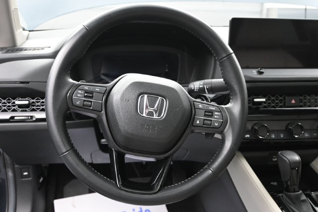 Used 2025 Honda Accord EX-L image 31