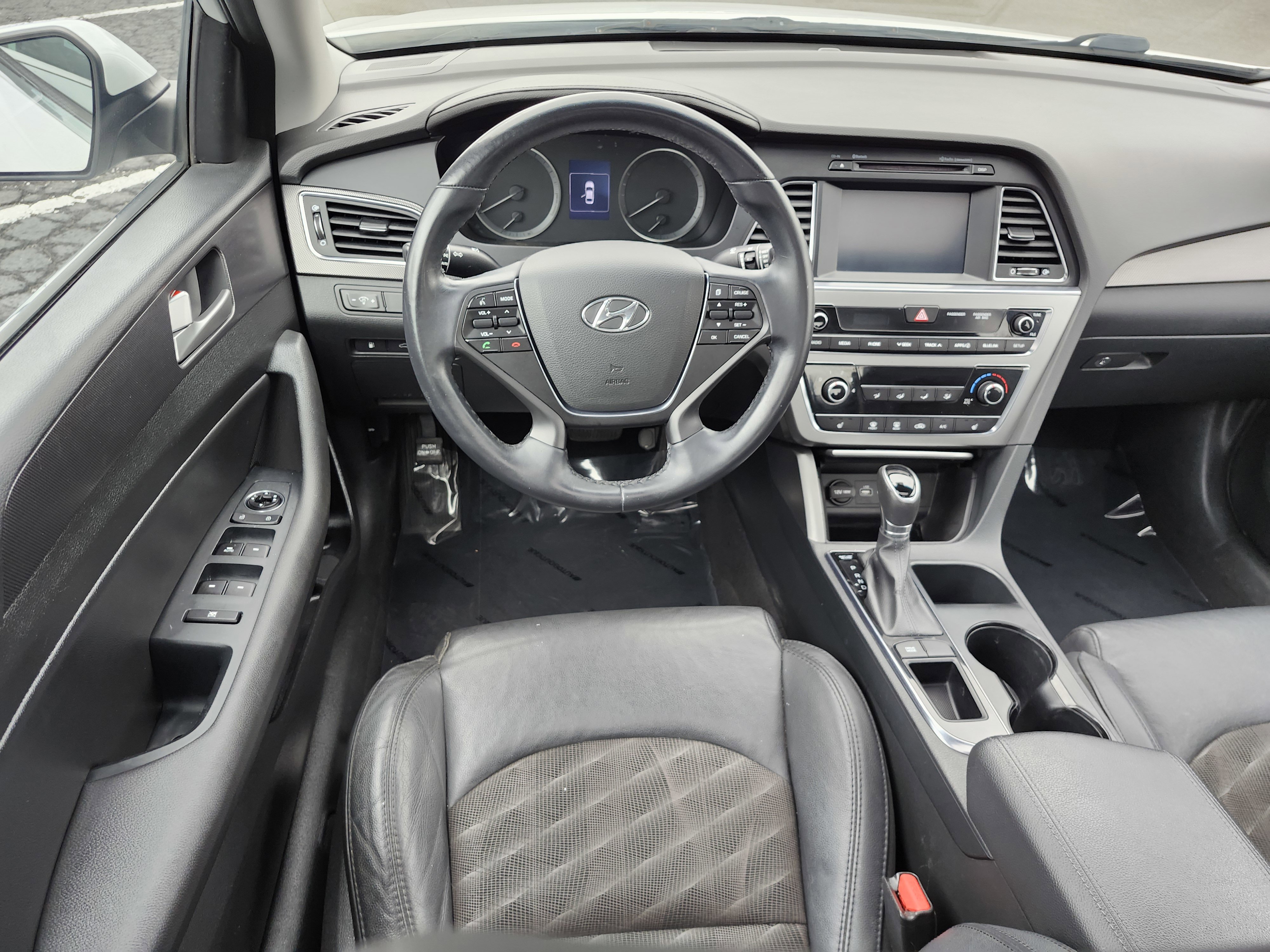 Used 2017 Hyundai Sonata Sport w/ Value Edition Package 02 image 29