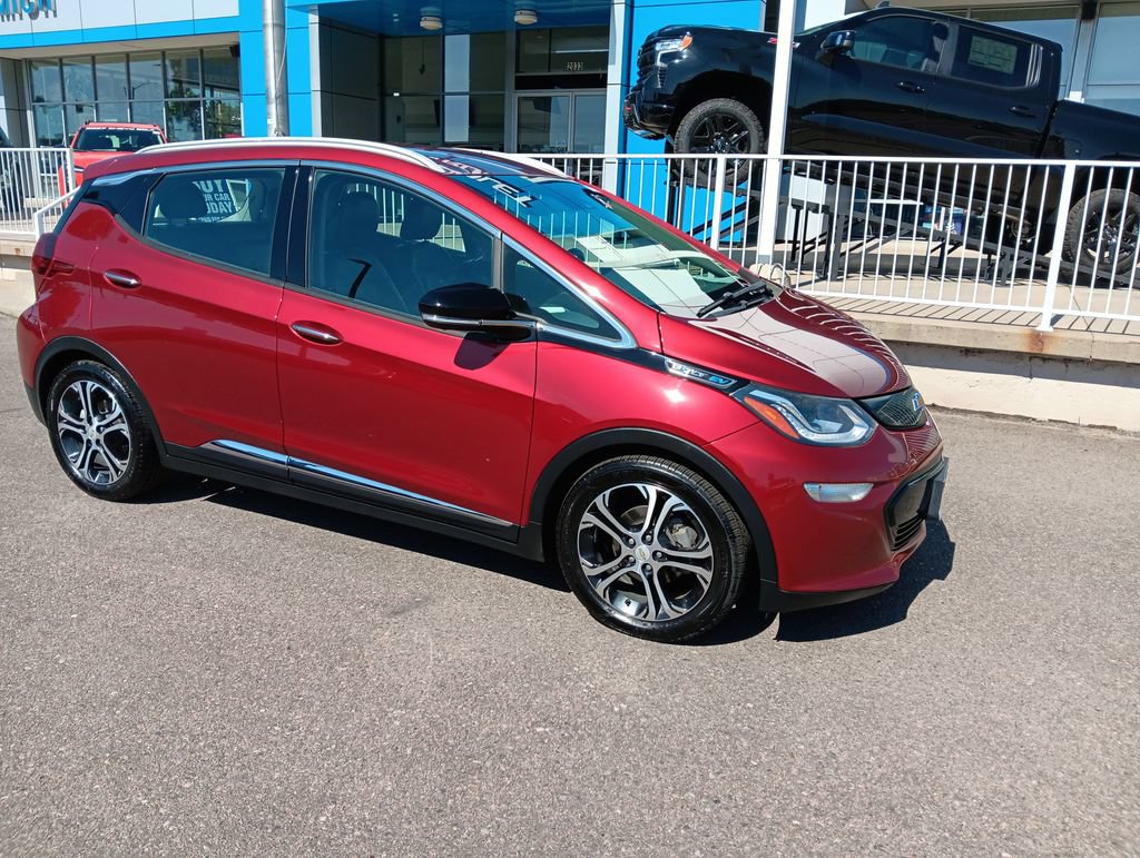 Used 2019 Chevrolet Bolt Premier w/ Infotainment Package FWD image 7