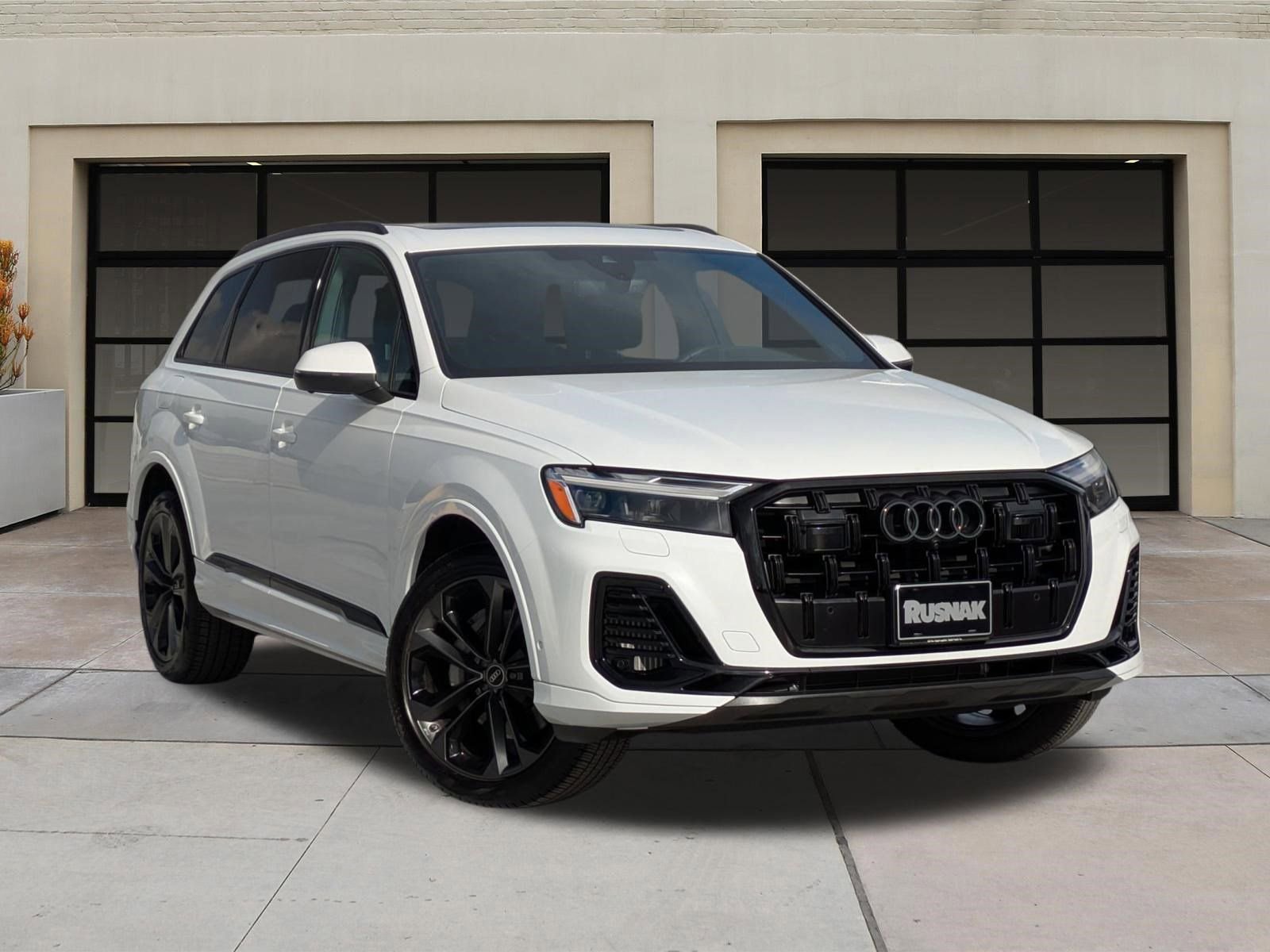 Used 2025 Audi Q7 3.0T Premium Plus w/ Premium Plus Package AWD/4WD image 33