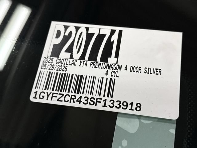 Certified 2025 Cadillac XT4 Premium Luxury FWD image 31