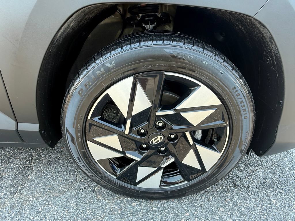 Used 2024 Hyundai Kona SEL FWD image 31