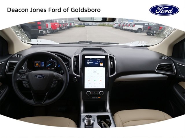 Used 2022 Ford Edge SEL w/ Convenience Package image 19