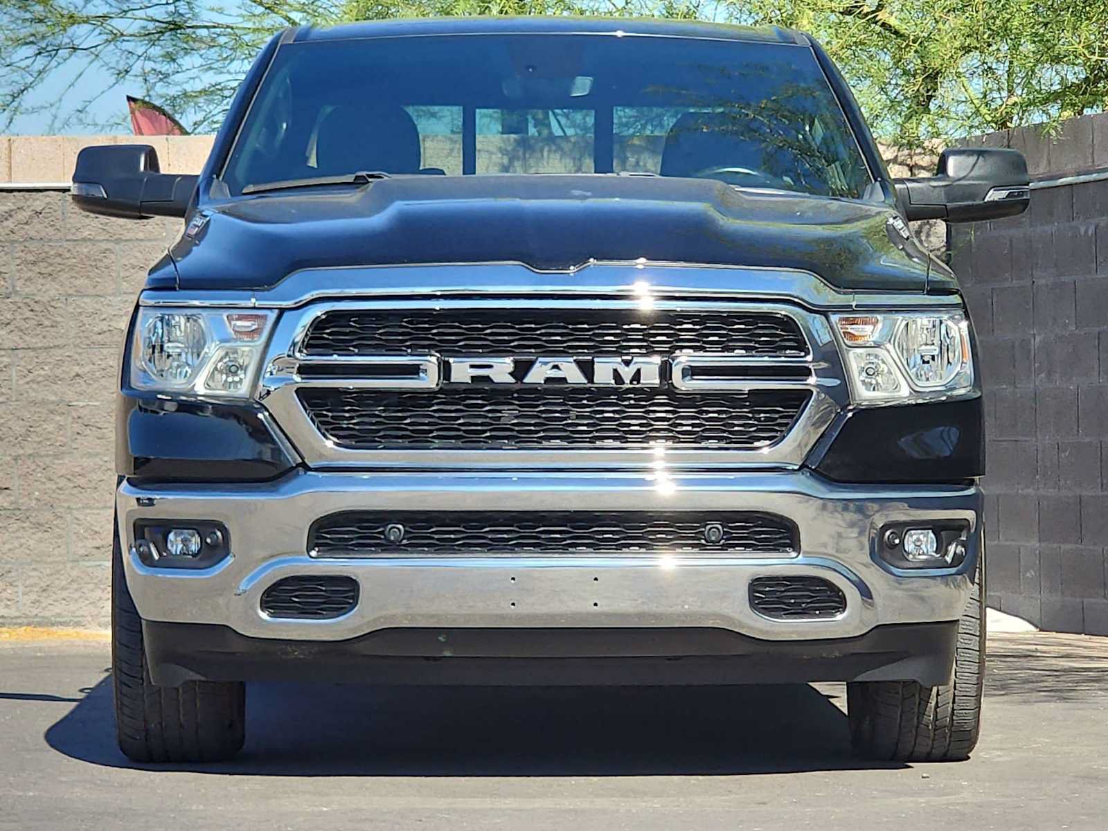 Used 2023 RAM 1500 Big Horn AWD/4WD image 3