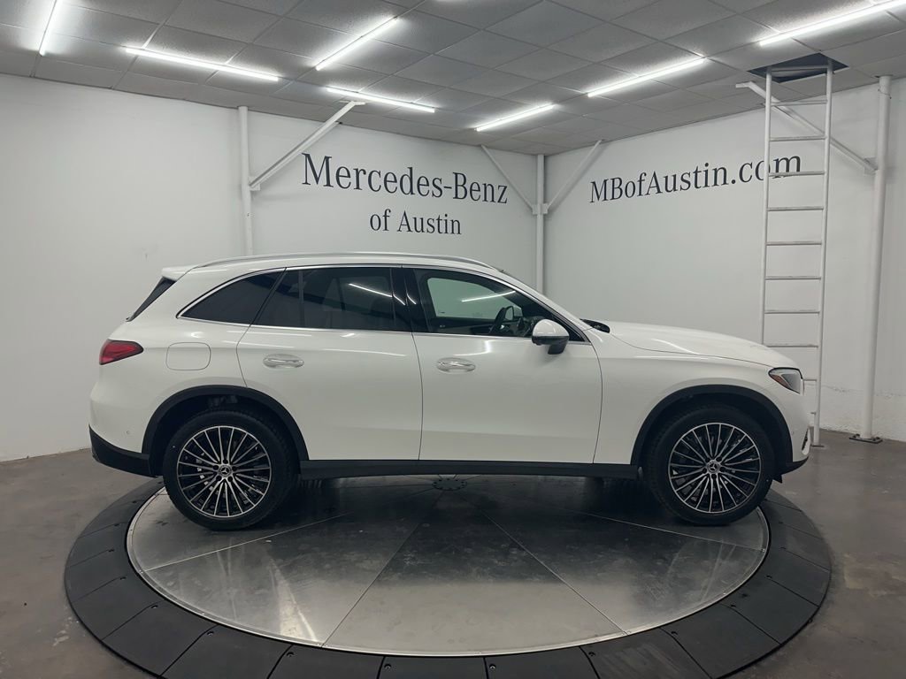 New 2026 Mercedes-Benz GLC 300 image 8