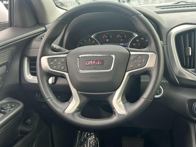 Used 2023 GMC Terrain SLT image 12