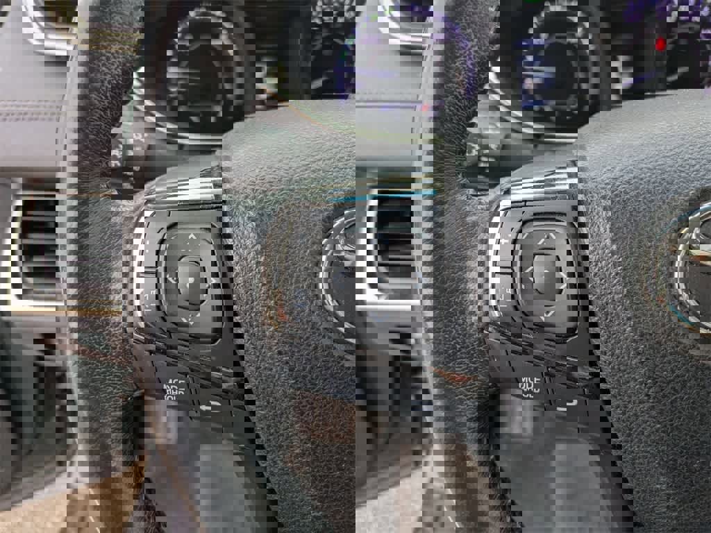 Used 2013 Toyota Avalon XLE Premium image 24