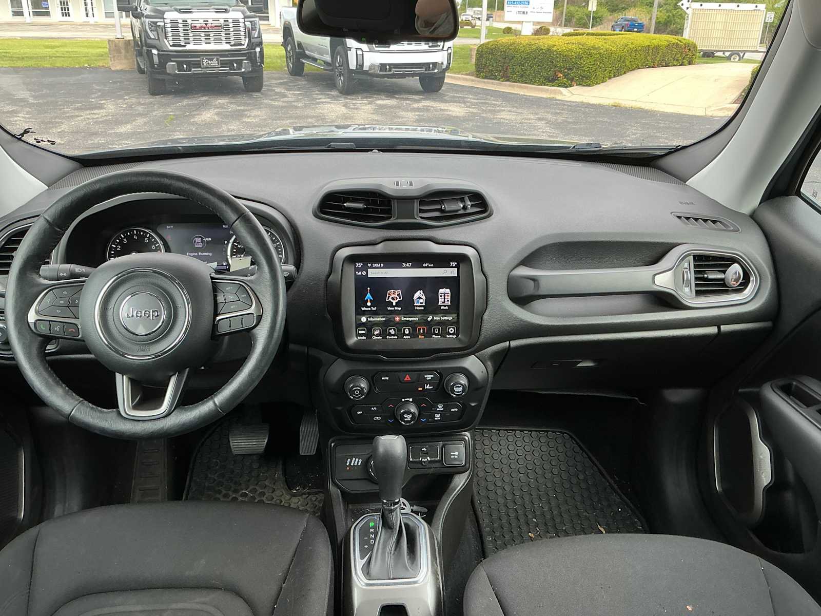 Used 2022 Jeep Renegade Latitude w/ Convenience Group AWD/4WD image 7