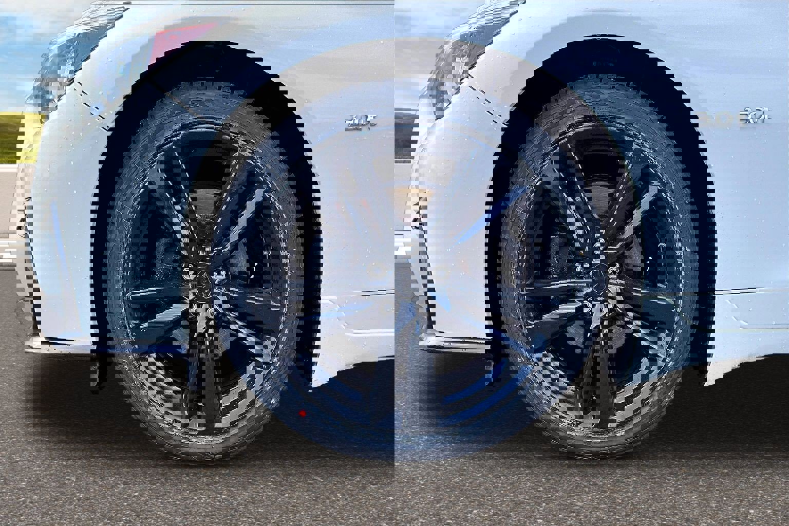 Used 2019 INFINITI Q50 Signature Edition w/ Cargo Package (L96) image 24