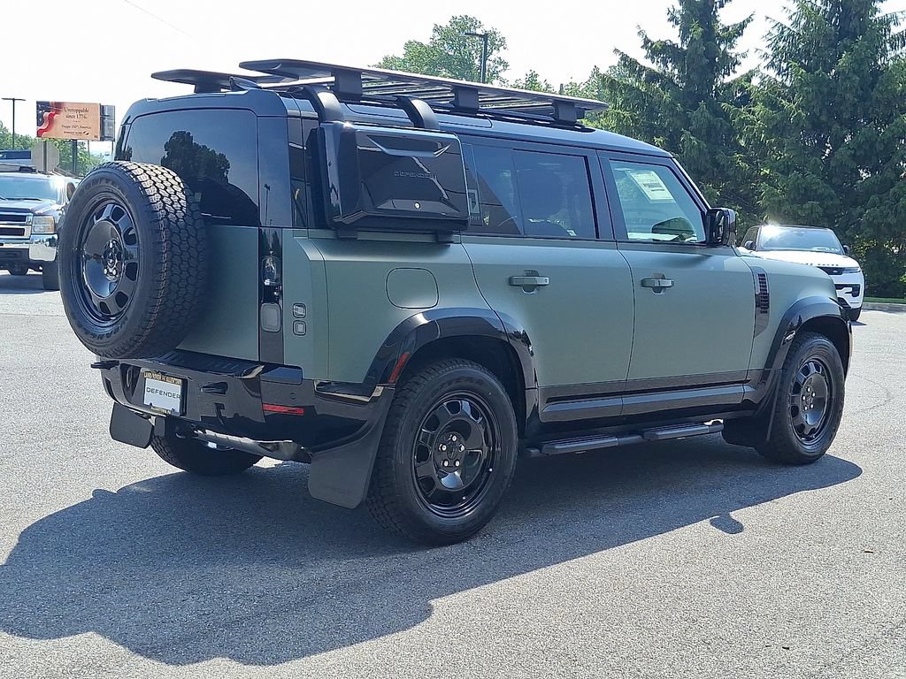 New 2026 Land Rover Defender 110 AWD/4WD image 3
