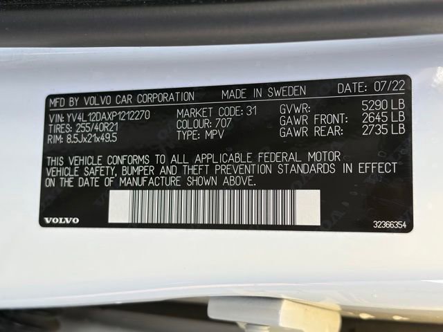 Used 2023 Volvo XC60 B5 Ultimate w/ Climate Package image 36