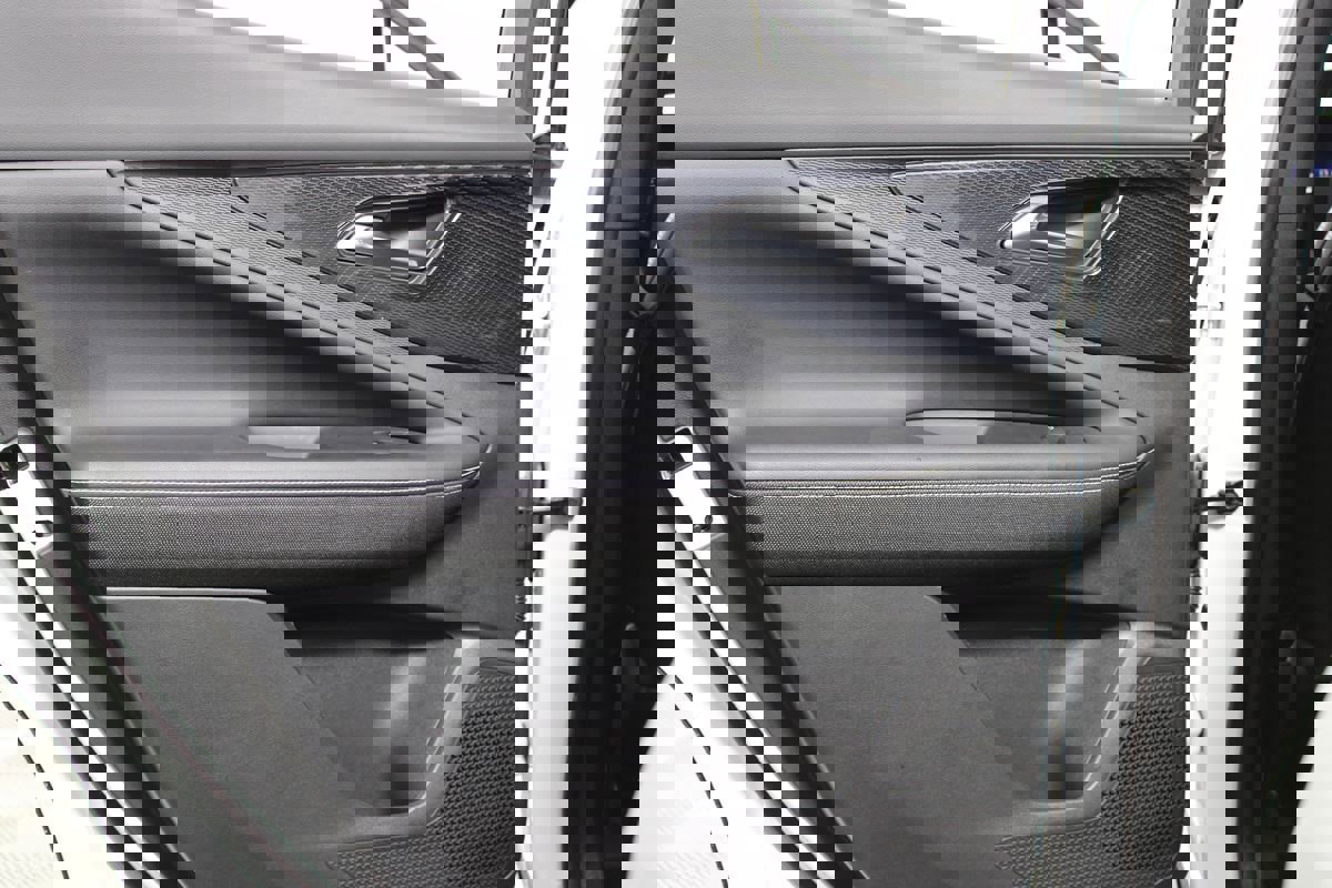 Used 2024 Chevrolet Blazer EV LT image 22