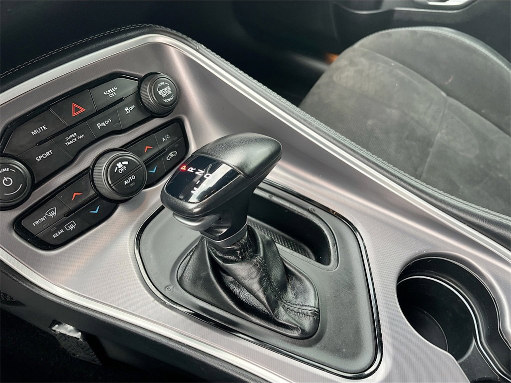 Used 2021 Dodge Challenger R/T w/ Plus Package image 16