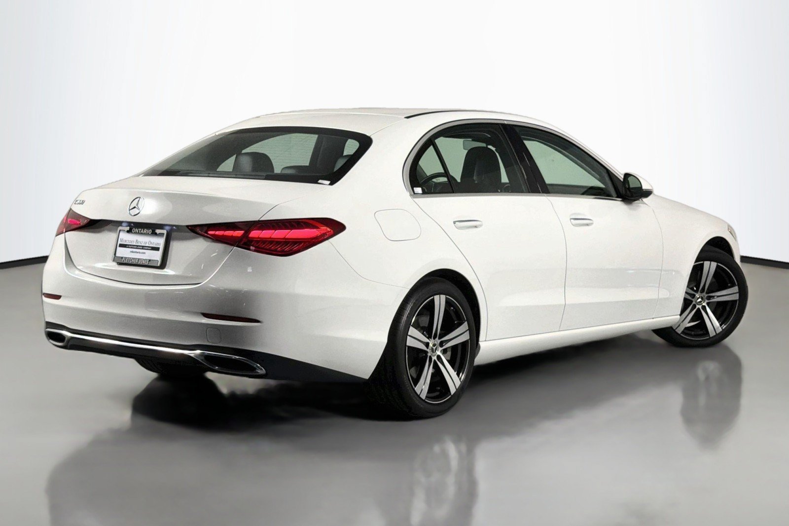 Used 2022 Mercedes-Benz C 300 Sedan image 12