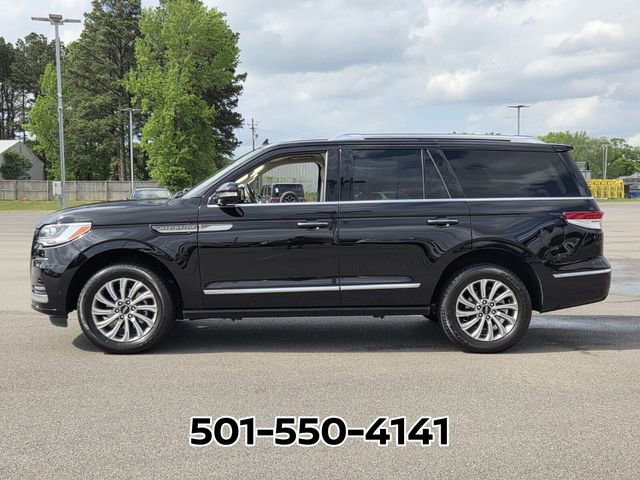 Used 2024 Lincoln Navigator Premiere image 2