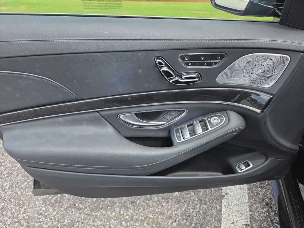 Used 2020 Mercedes-Benz S 450 Sedan image 14