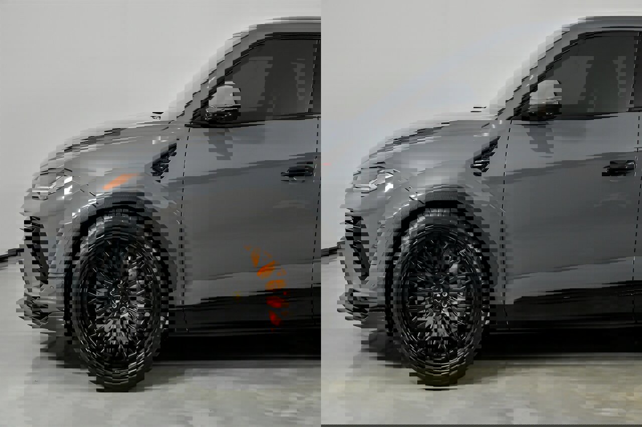 Used 2023 Lamborghini Urus Performante image 9