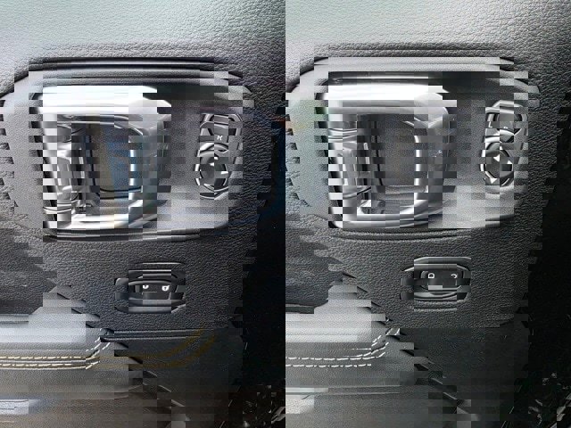 New 2026 Jeep Wrangler Unlimited Sahara image 10