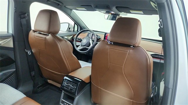 Used 2023 Volkswagen ID.4 2WD image 27