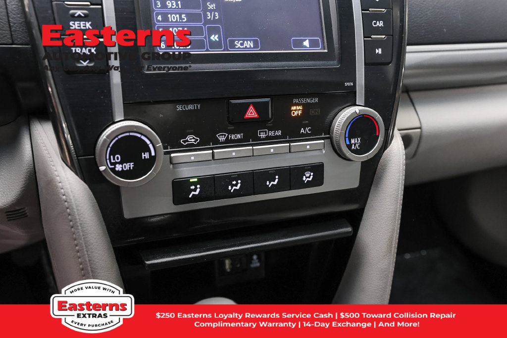 Used 2014 Toyota Camry LE FWD image 20
