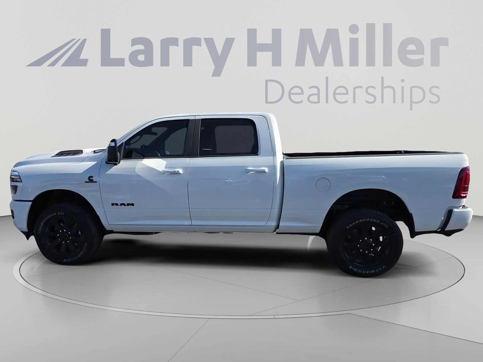 New 2026 RAM 2500 Laramie w/ Night Edition AWD/4WD image 3