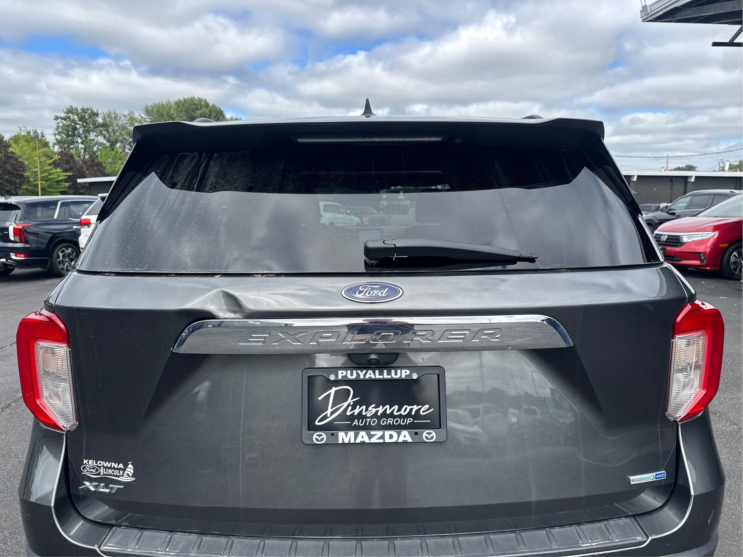 Used 2020 Ford Explorer XLT w/ Equipment Group 202A AWD/4WD image 27