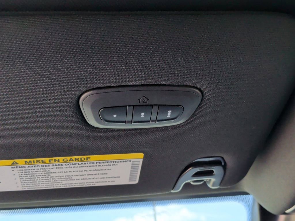 New 2026 RAM 3500 Laramie AWD/4WD image 23