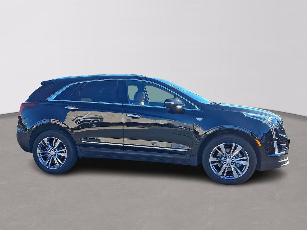 Certified 2025 Cadillac XT5 Premium Luxury w/ Technology Package image 7