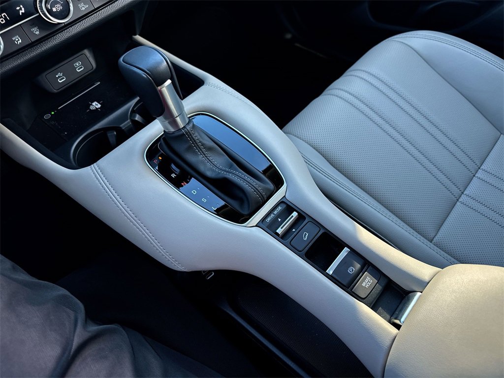 Used 2026 Honda HR-V EX-L image 19