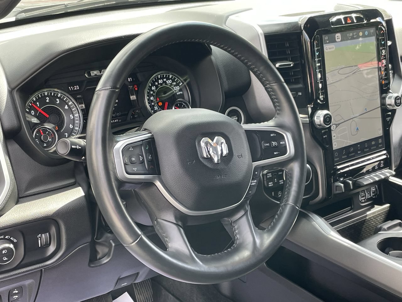 Used 2023 RAM 1500 Big Horn AWD/4WD image 30