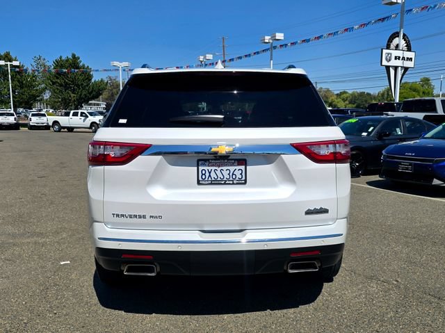 Used 2021 Chevrolet Traverse High Country w/ LPO, Floor Liner Package AWD/4WD image 5