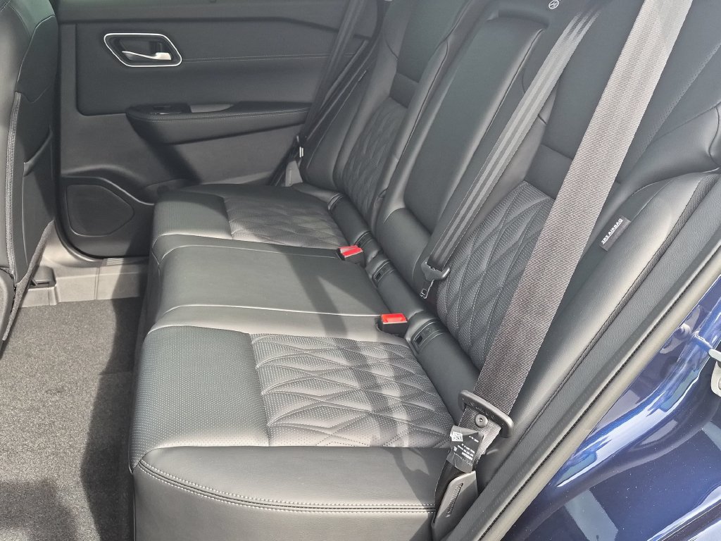 New 2026 Nissan Rogue Platinum w/ Platinum Premium Package AWD/4WD image 28