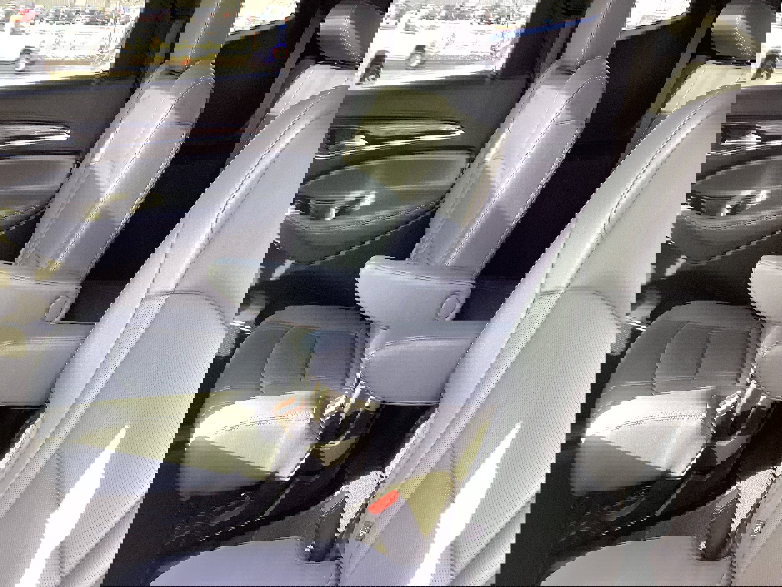 Used 2023 Buick Enclave Essence w/ Experience Buick Package image 13