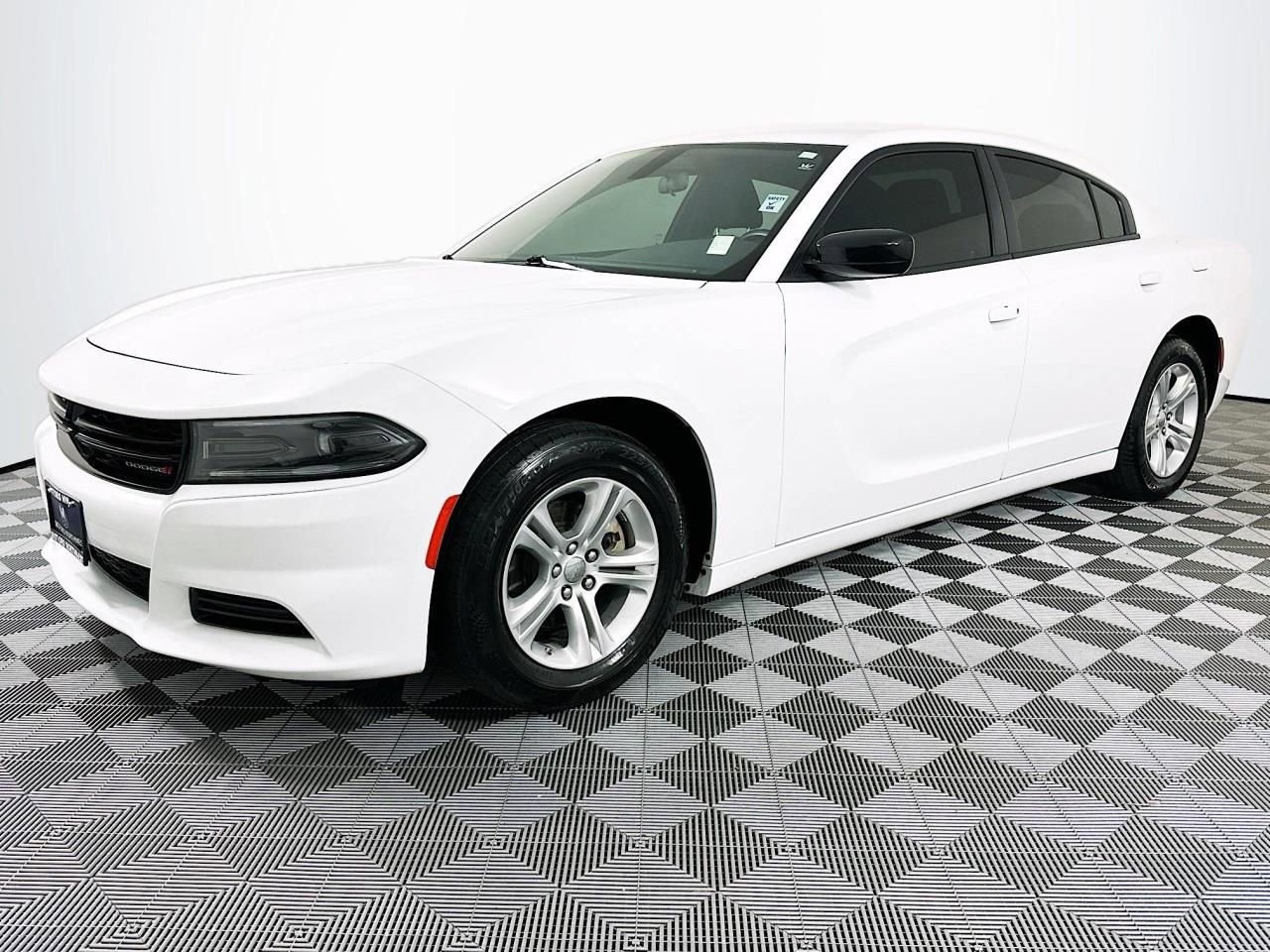 Used 2023 Dodge Charger SXT w/ Cold Weather Package RWD image 6