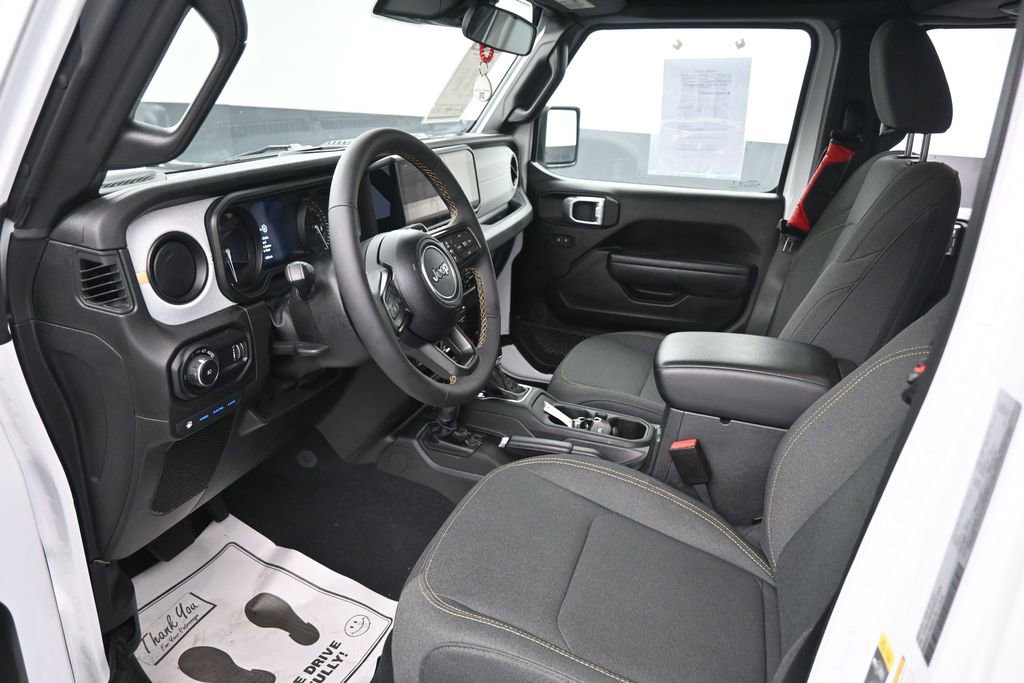 Used 2024 Jeep Wrangler Unlimited w/ Convenience Group AWD/4WD image 25