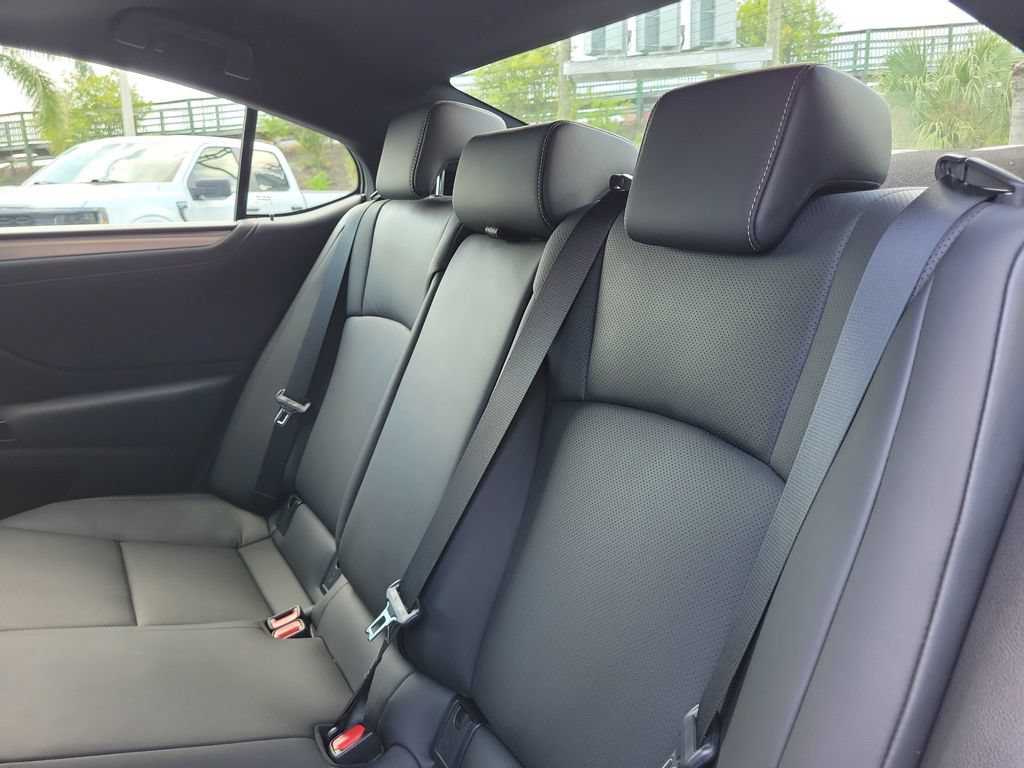 Used 2023 Lexus ES 350 F Sport w/ Accessory Package (Z2) FWD image 11