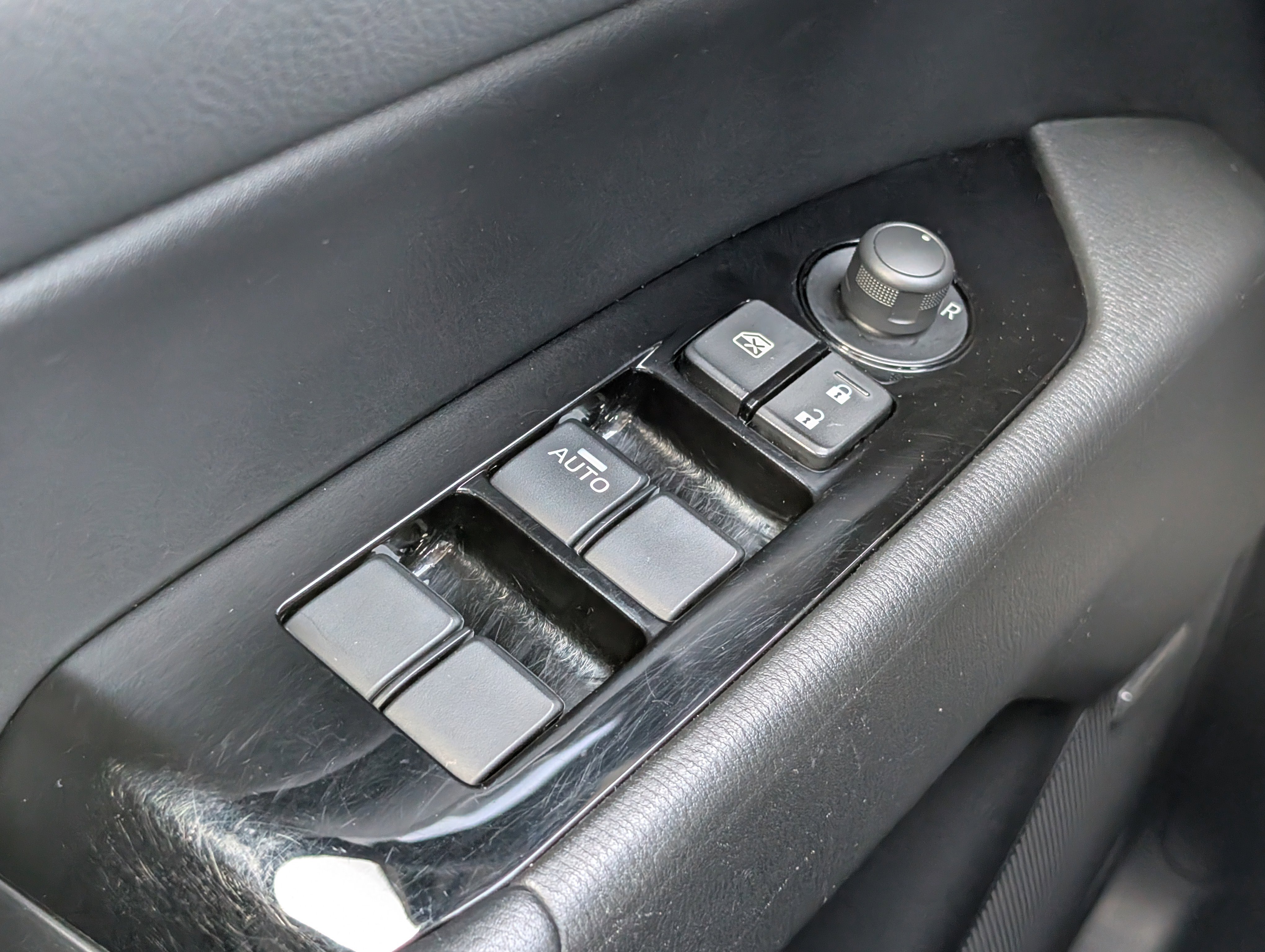 Used 2017 MAZDA CX-5 Touring w/ Preferred Equipment Package image 25