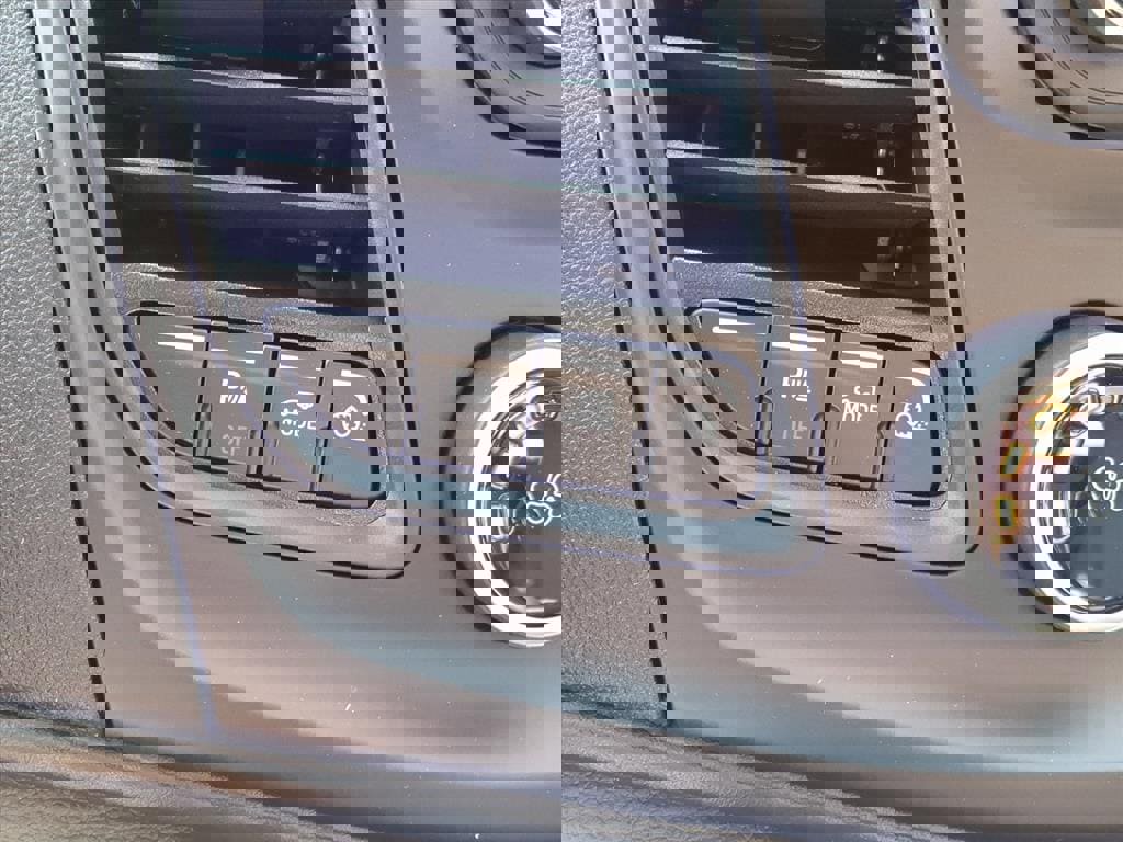 New 2025 Ford Transit 250 148 Medium Roof image 13