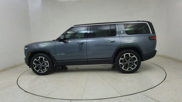 Used 2025 Rivian R1S Adventure image 69