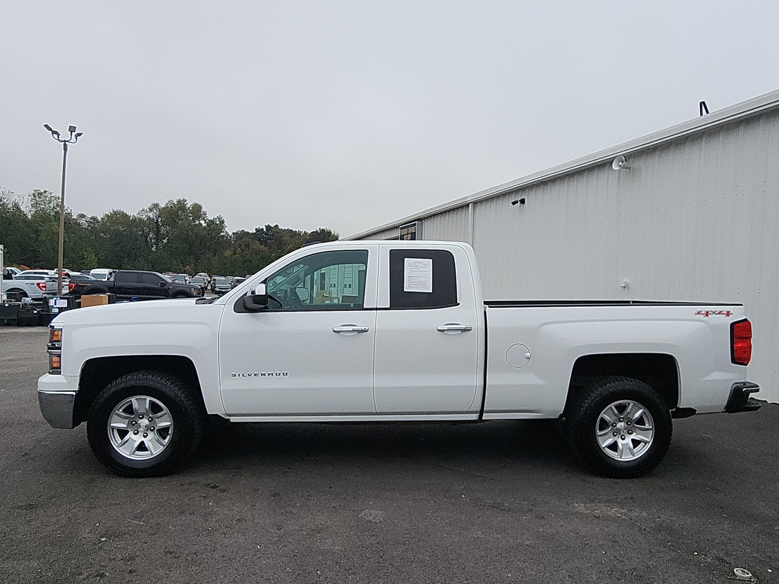 Used 2015 Chevrolet Silverado 1500 LS w/ Trailering Package AWD/4WD image 2